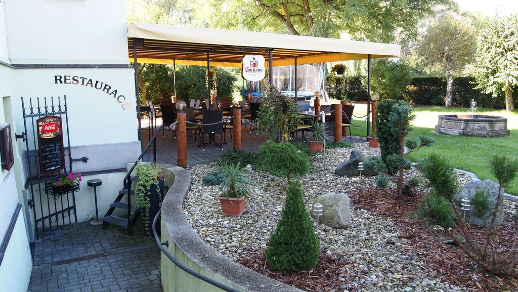 Pension Habermannova Vila Bludov  エクステリア 写真