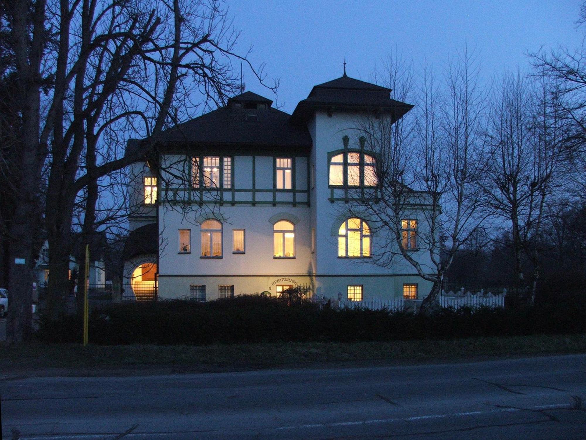 Pension Habermannova Vila Bludov  エクステリア 写真